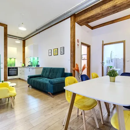 Happiness Holidays - Old Town Apartamento *